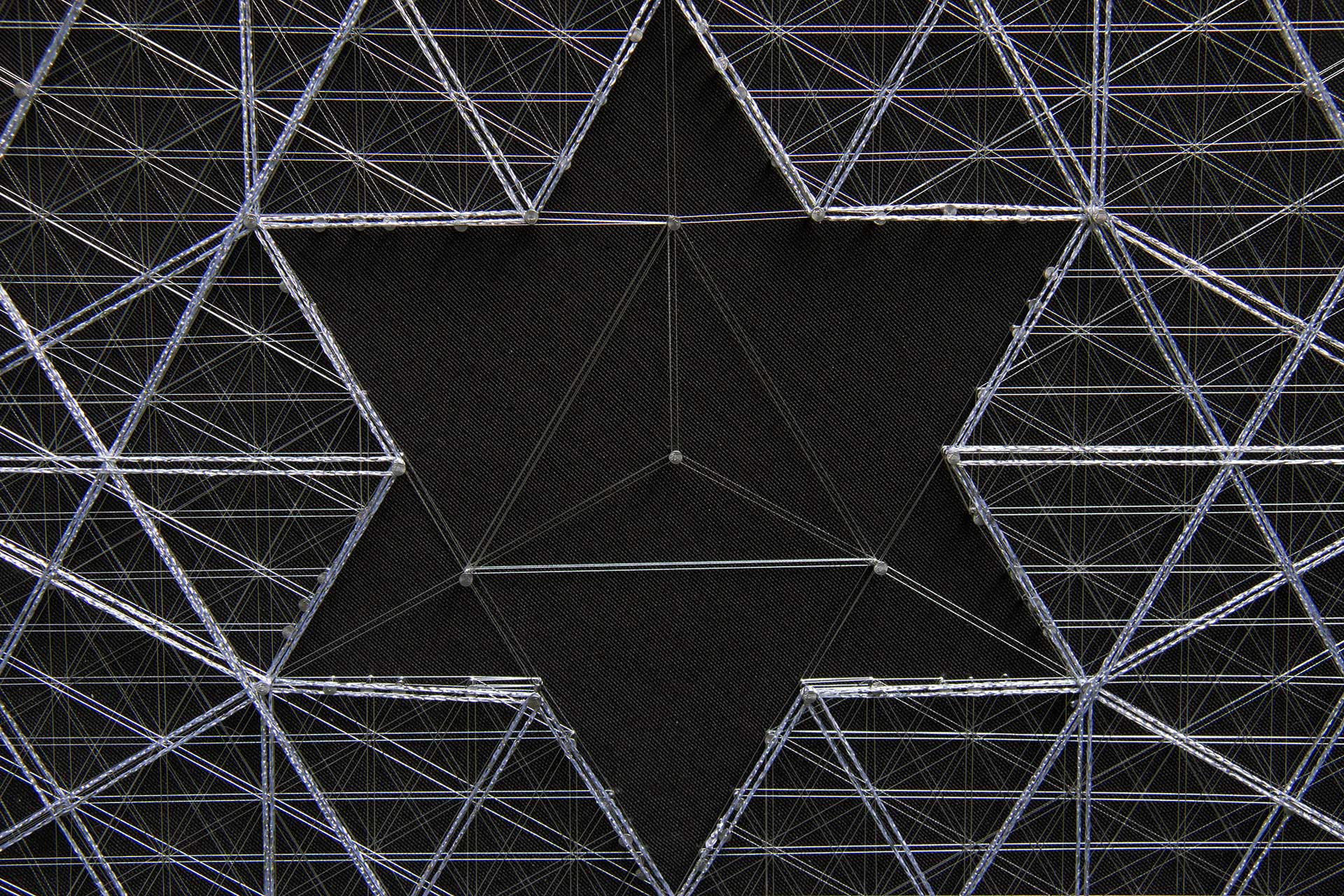string_art_tetrahedron_4